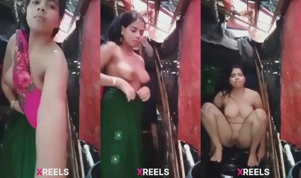 Desi Village Girl Showing her pussy and Boobs